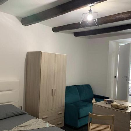 Viky House Chiaia Apartment Napoli Exterior foto