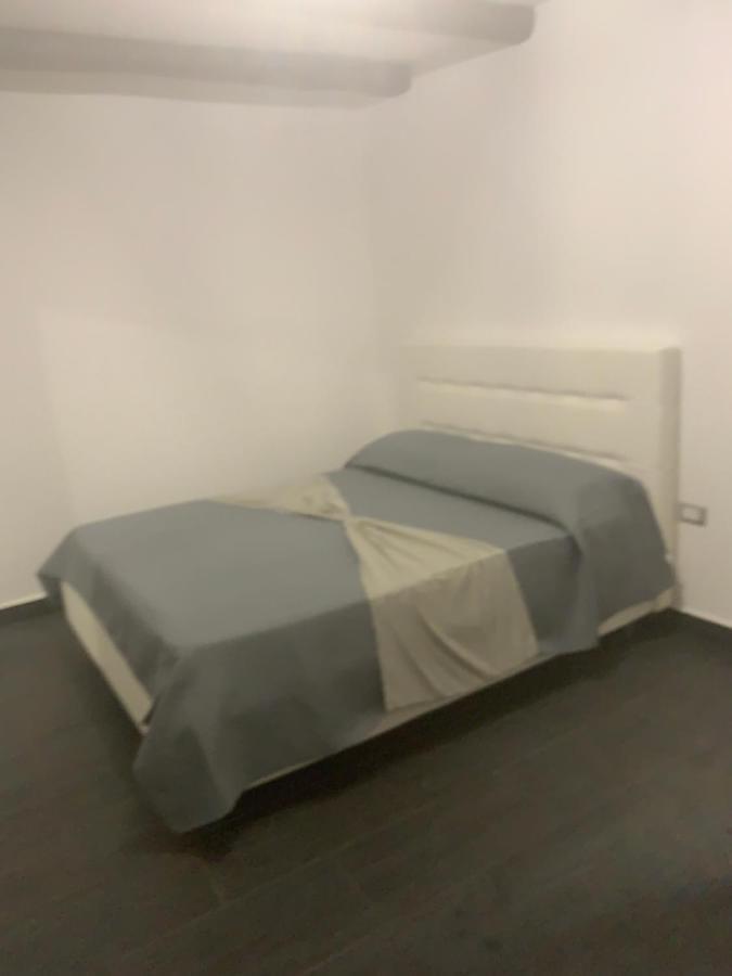 Viky House Chiaia Apartment Napoli Exterior foto