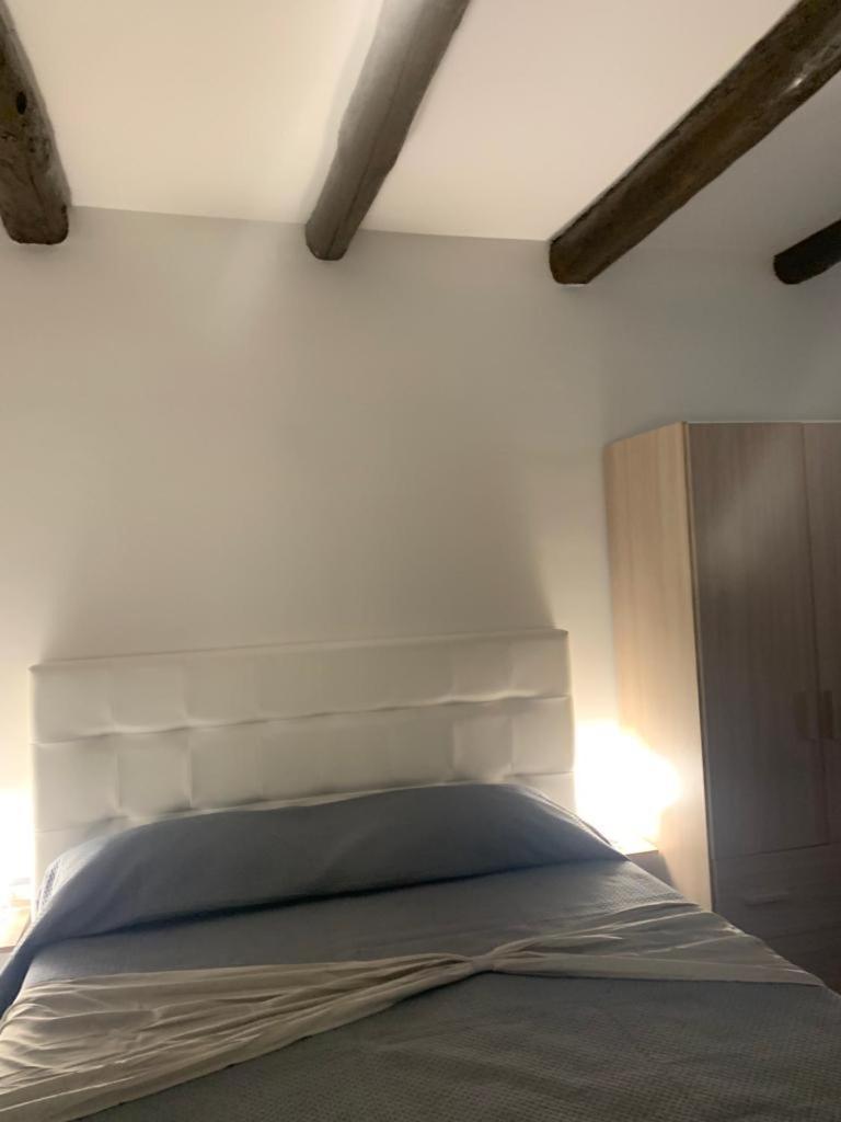 Viky House Chiaia Apartment Napoli Exterior foto