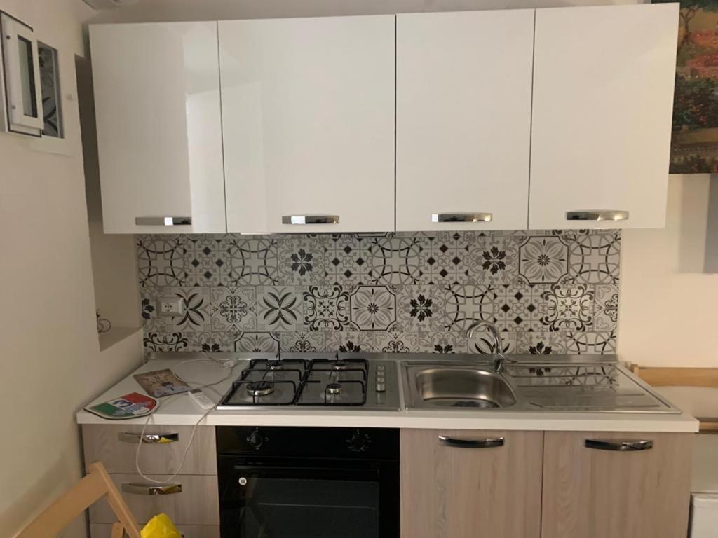 Viky House Chiaia Apartment Napoli Exterior foto